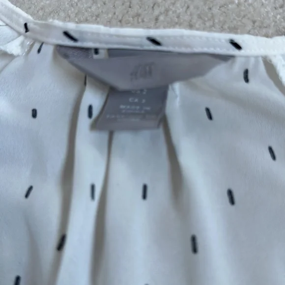 H&M top - Picture 2 of 2